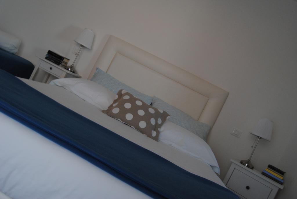 B&B La Gatta Sul Tetto Borgo san Donato  Bagian luar foto