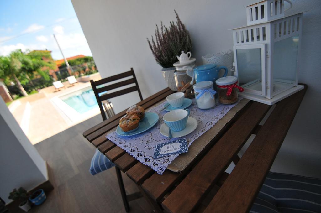 B&B La Gatta Sul Tetto Borgo san Donato  Bagian luar foto